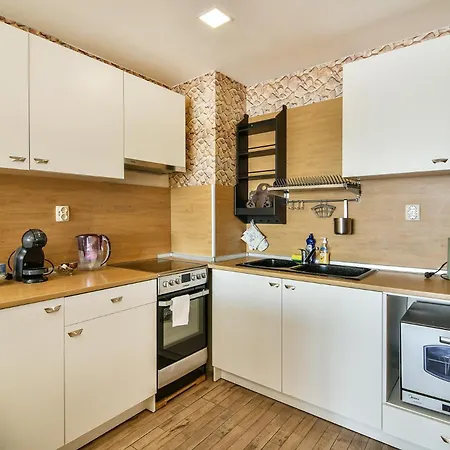 Viewpoint-2br Free Parking Апартаменти